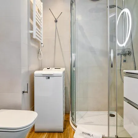 Park C Piamola Wifi, Bezpłatne Solarium Apartament *