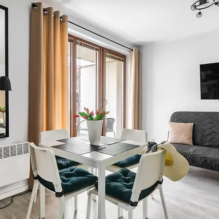 Park C Piamola Wifi, Bezpłatne Solarium Stegna (Pomerania)