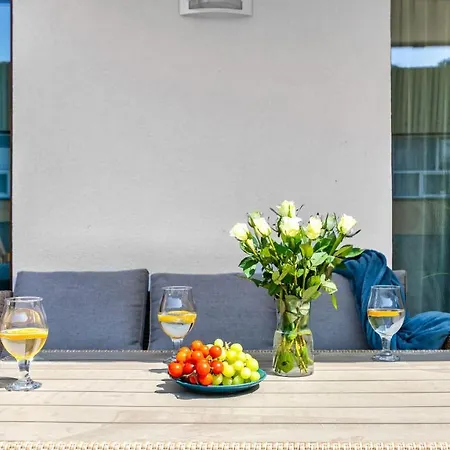 Park C Piamola Wifi, Bezpłatne Solarium Apartament