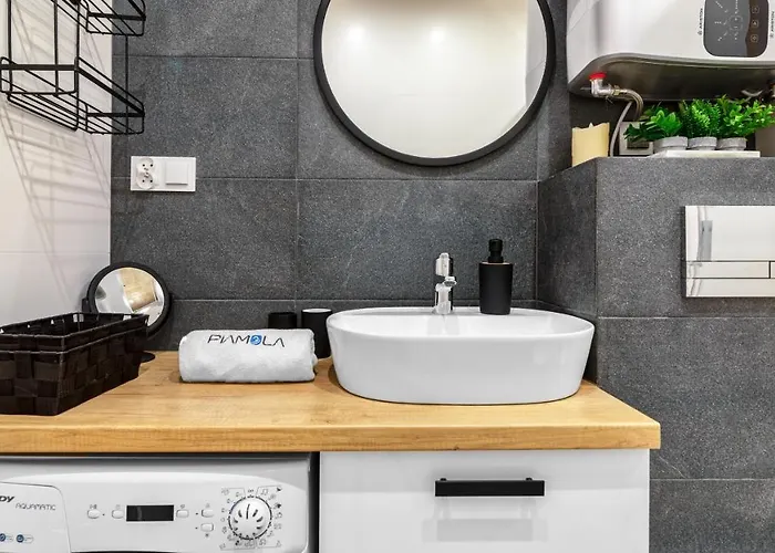 Park C Piamola Wifi, Bezplatne Solarium דירה סטגנה