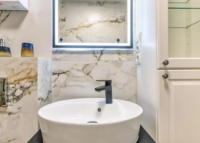 Park C Piamola Wifi, Bezplatne Solarium סטגנה