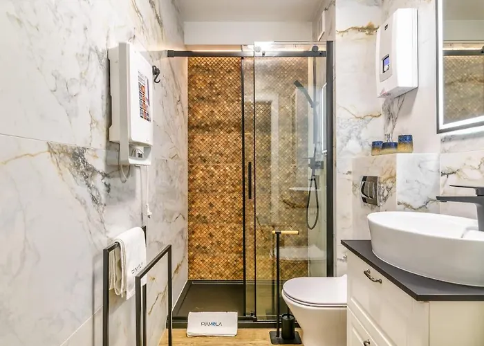 Park C Piamola Wifi, Bezplatne Solarium סטגנה