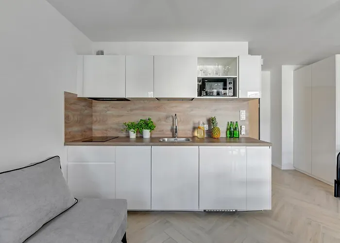 Park C Piamola Wifi, Bezplatne Solarium * סטגנה